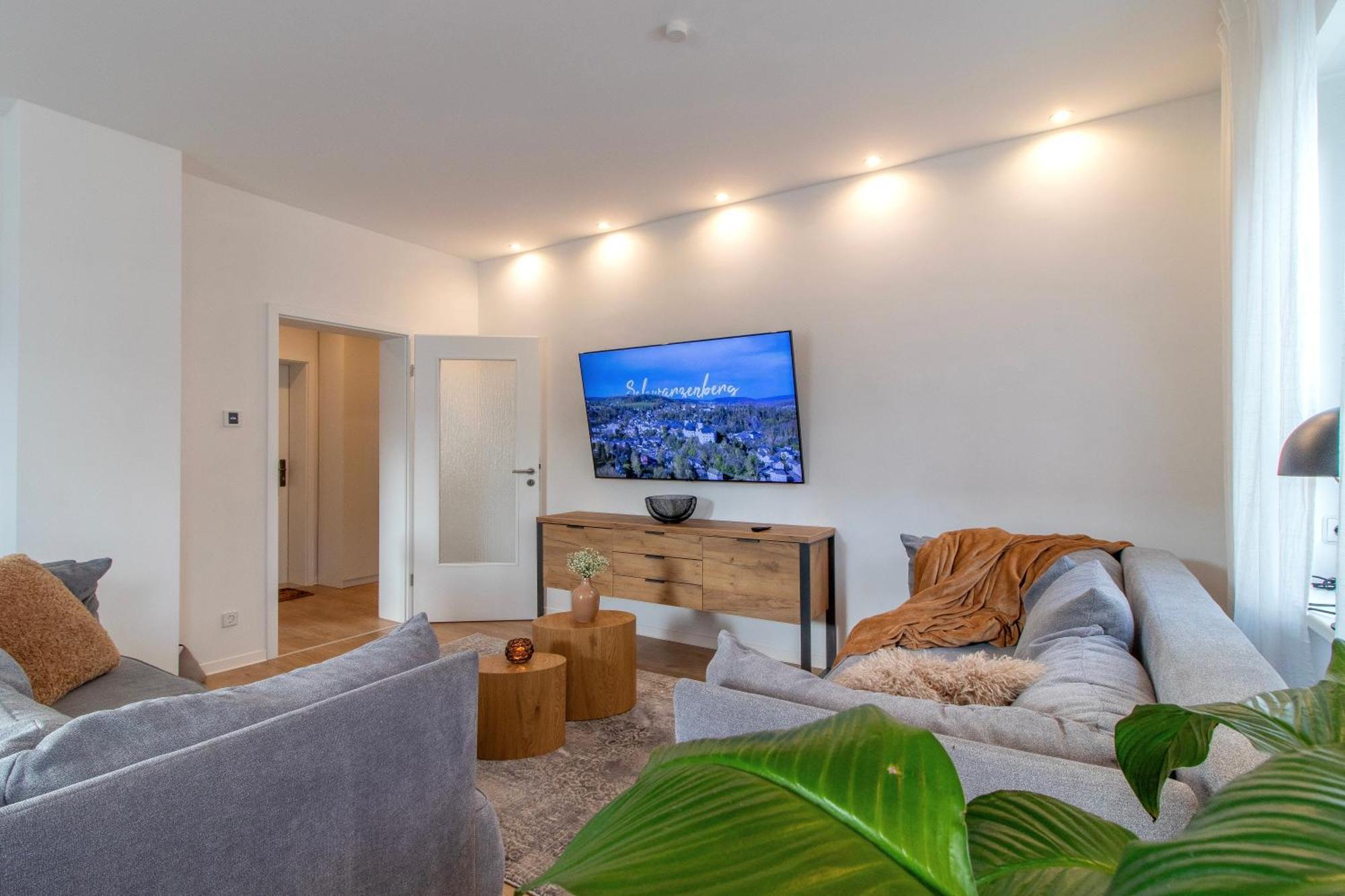 Stilvolles City-Apartment I Netflix I Wlan L Stellplatz I Zentral 슈바르첸베르크 외부 사진